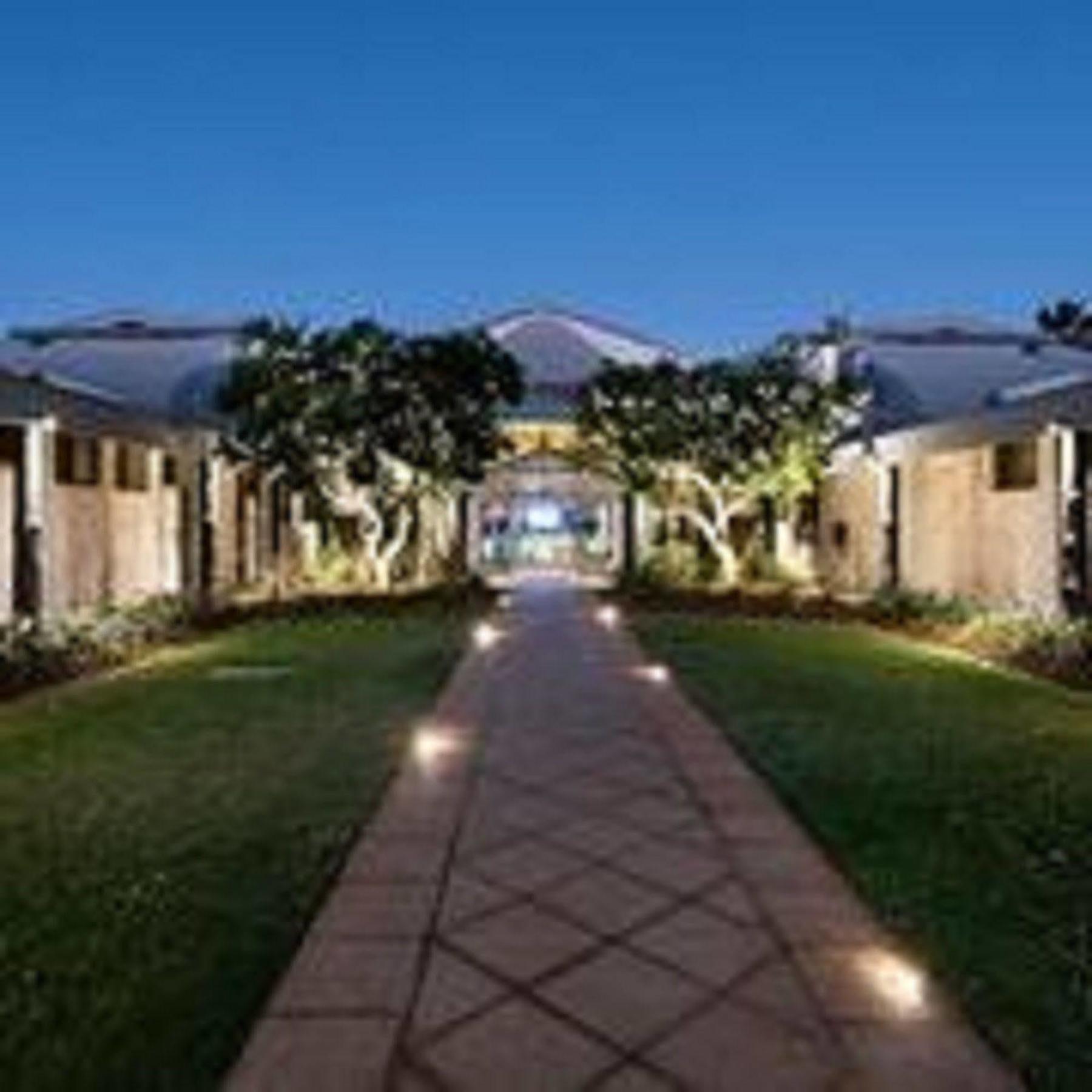 Mangrove Hotel Broome Esterno foto