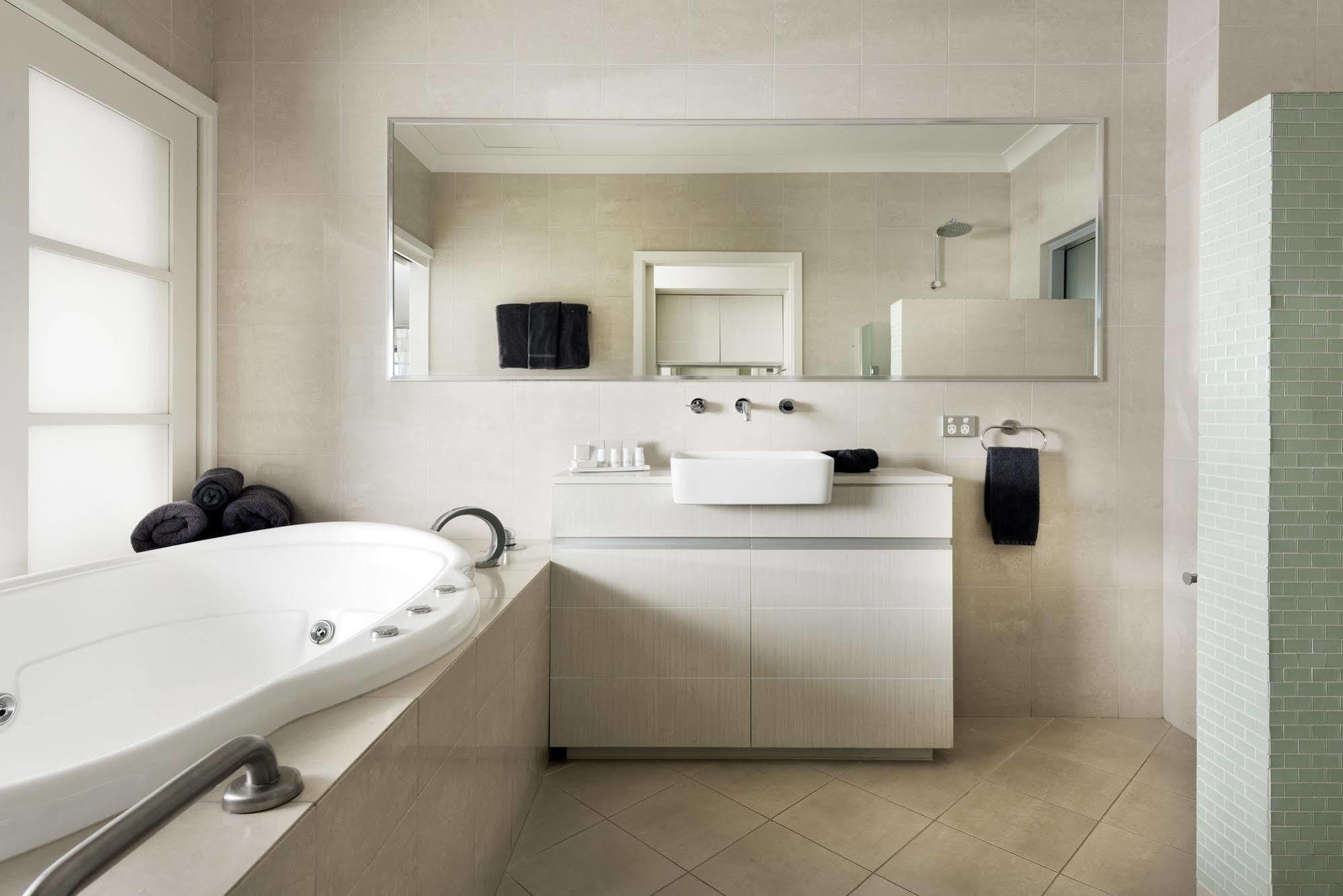 Mangrove Hotel Broome Esterno foto